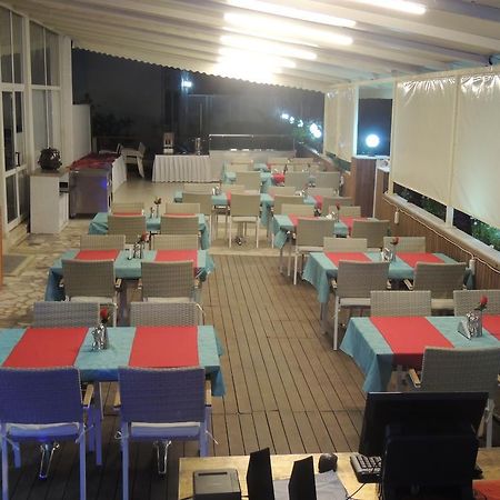 Hotel La Mosae 阿拉尼亚 外观 照片