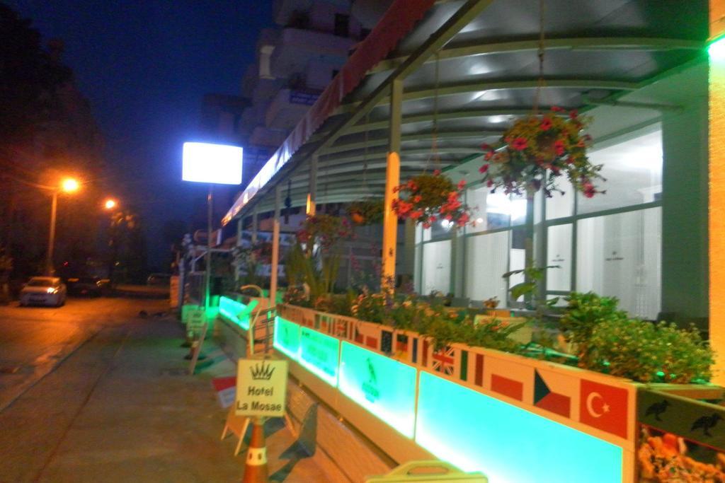 Hotel La Mosae 阿拉尼亚 外观 照片
